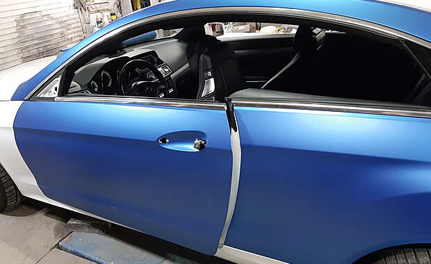 Vinyl Pasting of Body and Decor Elements Estonia-1 Vinyl Pasting of Body and Decor Elements Estonia-1