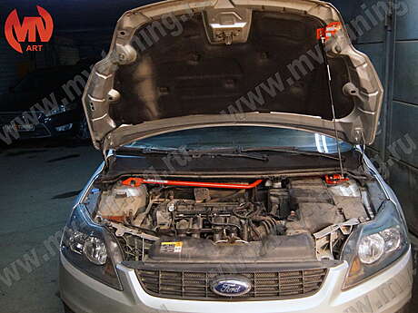 Estiramiento de puntales delanteros Ford Focus 2 (2004-2011)