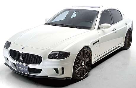 Kit de carrocería aerodinámica WALD Black Bison Edition para Maserati Quattroporte