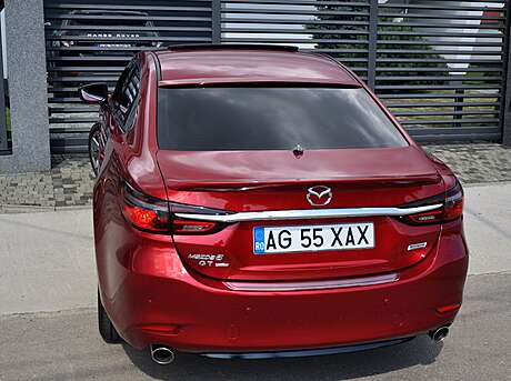 Visera sobre vidrio var №2 Mazda 6 / Atenza GJ y GL 2012-2023