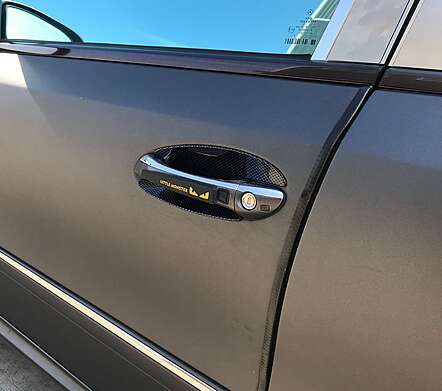 Embellecedores de manija de puerta de fibra de carbono IDFR 1-MB103-08CN para Mercedes-Benz W203 Clase C 2000-2006
