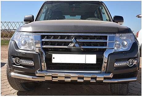 Protección parachoques delantero doble tubo con revestimiento dia.60/60mm, acero inoxidable, para Mitsubishi Pajero IV 2006-2019