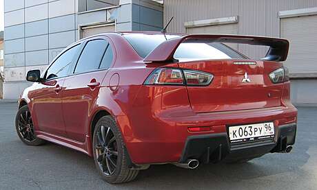 Spoiler estilo EVO MV-Tuning para Mitsubishi Lancer X 2007-2016