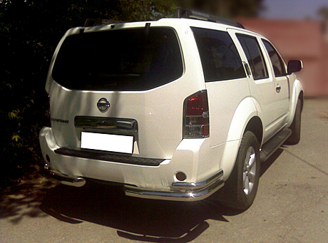 Protección de parachoques trasero esquinas doble dia.76/53mm, acero inoxidable, para Nissan Pathfinder R51 2005-2014 (NP3.3)