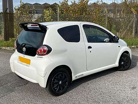 Roof Spoiler V.2 Motordrome A-348 Toyota Aygo Mk1 2005-2014